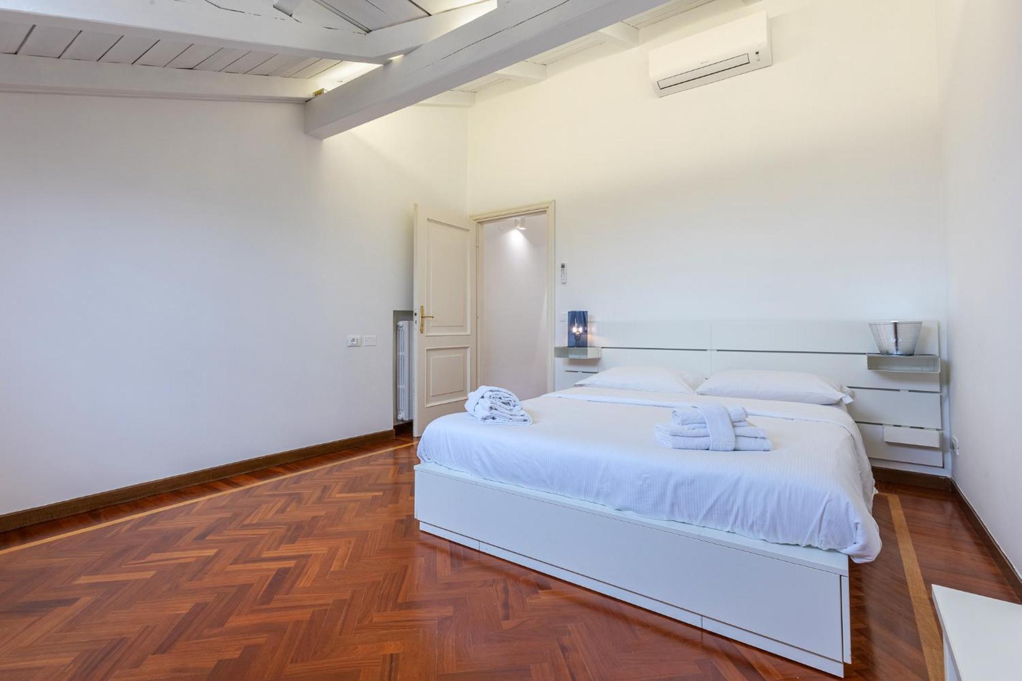 Pratello Elegante E Raffinata Mansarda Διαμέρισμα Μπολόνια Εξωτερικό φωτογραφία
